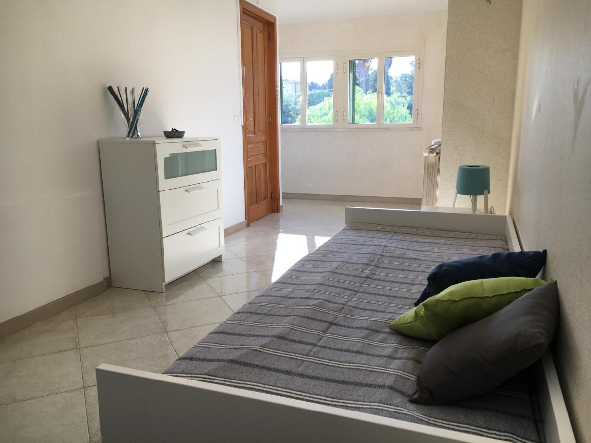 Villa Del Falso Pepe Avola Luaran gambar
