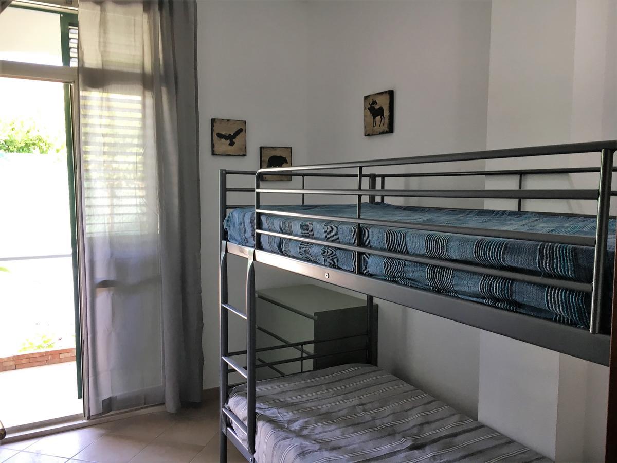 Villa Del Falso Pepe Avola Luaran gambar